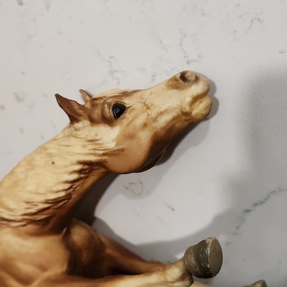 Breyer Horse - Picture 3 of 10